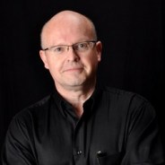 stephen-baker-headshot